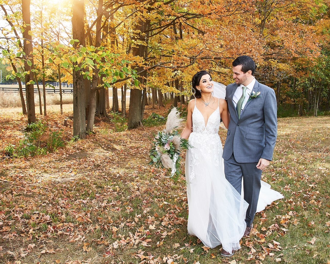 fall bride and groom.JPG