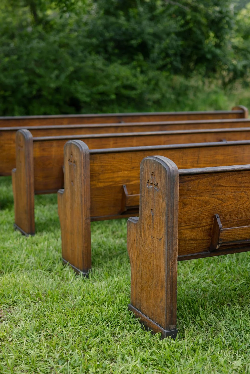 _pews closeup.jpg