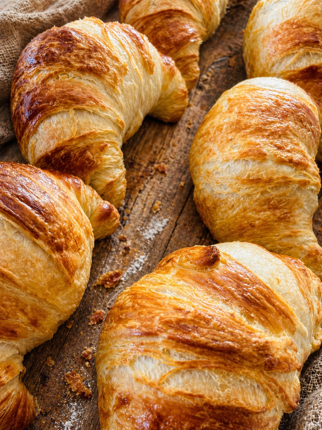 Freshly Baked Croissants (Pack of 4)