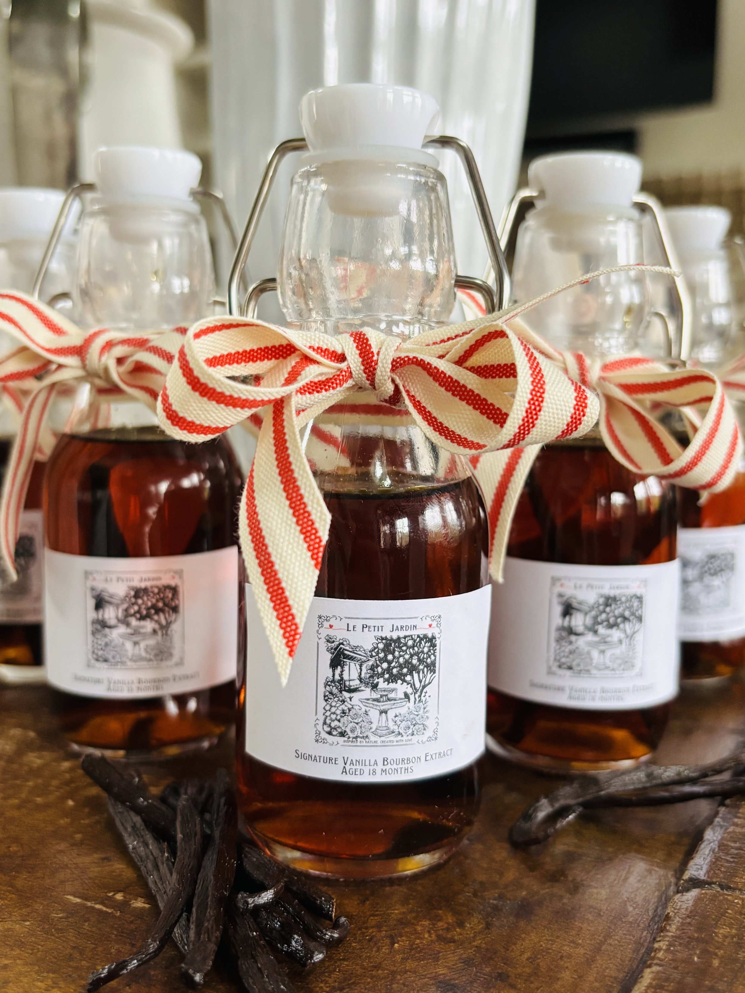 Le Petit Jardin Signature Vanilla Extract