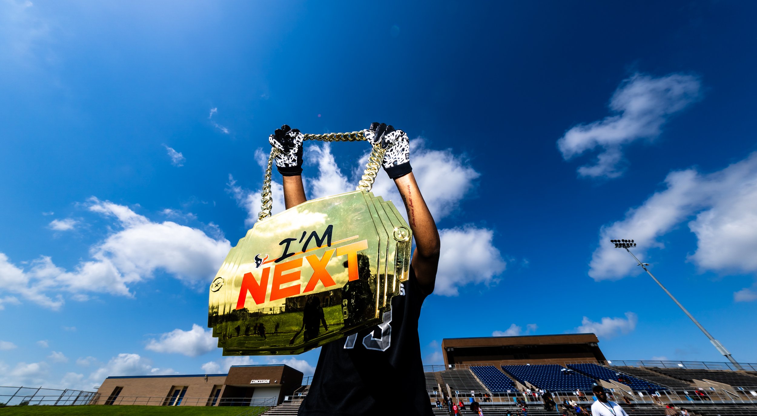 Flag football for girls takes another step in Texas. 'You can see their passion'