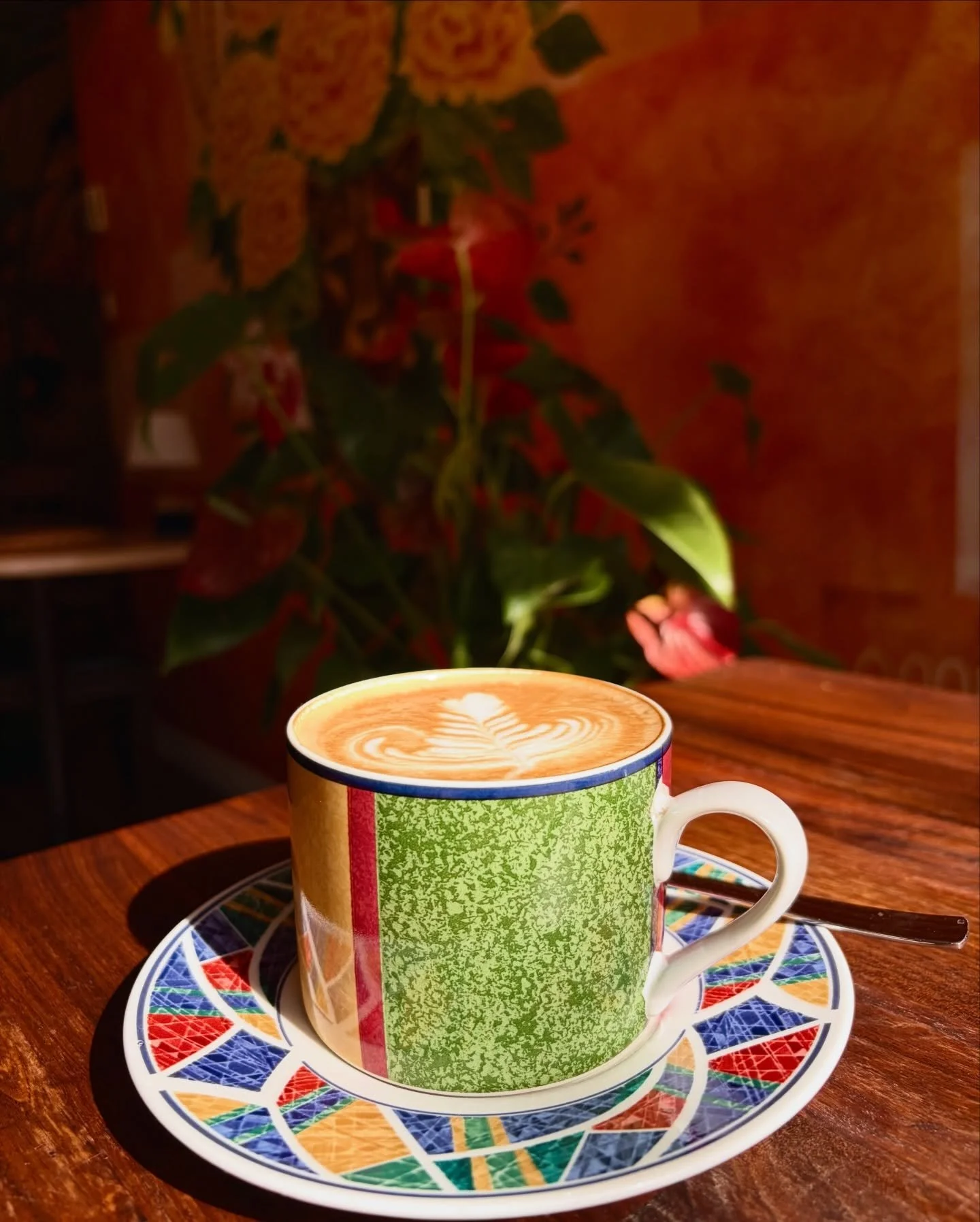 Caf&eacute; d&eacute;caf&eacute;in&eacute; - Mountain Water du Mexique ☕️🧡

Proc&eacute;d&eacute; lav&eacute;, notes de dattes, de figues, de pamplemousse confit et de meringue