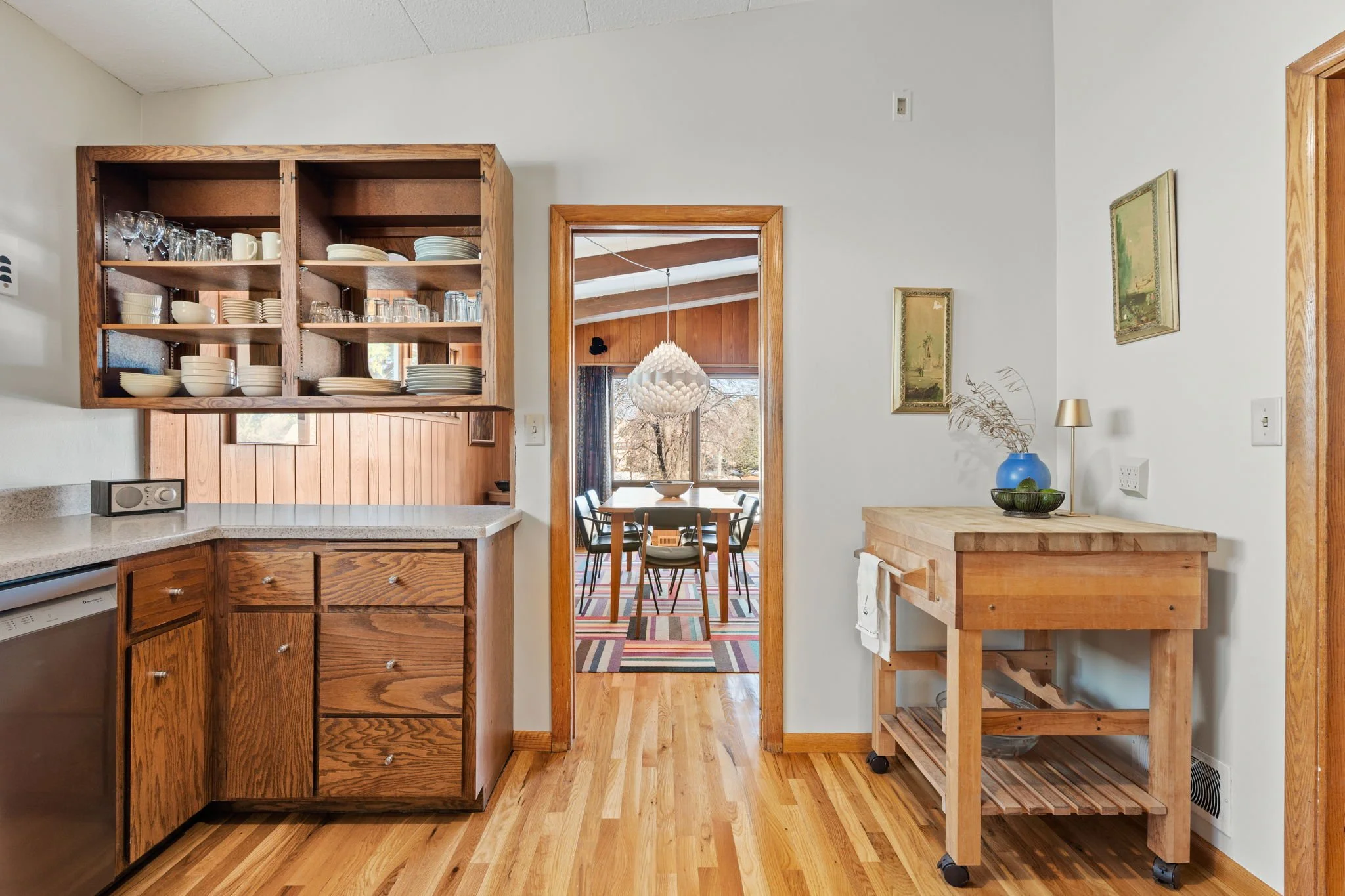 53-web-or-mls-1954 Summit Ave-53.jpg