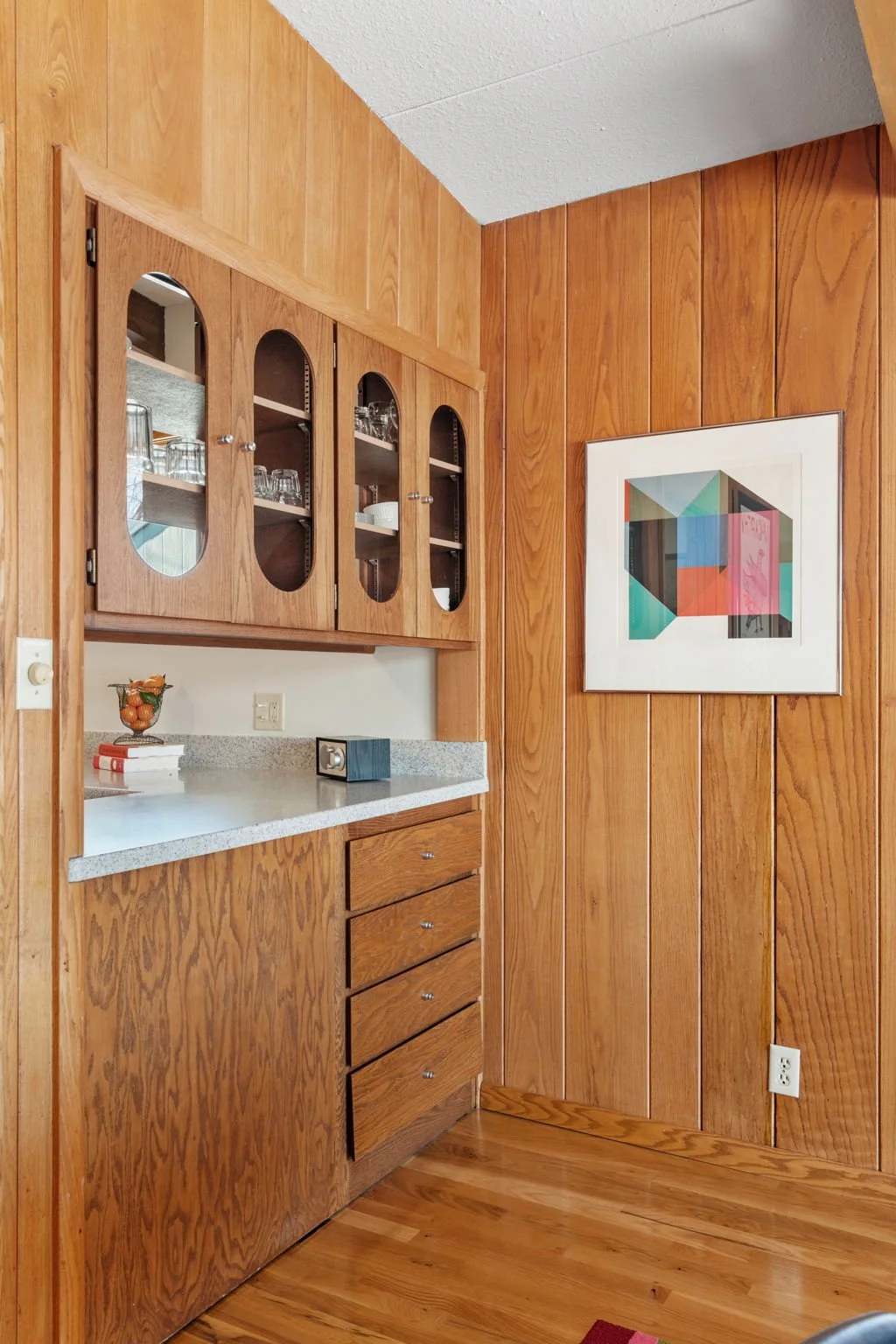 47-web-or-mls-1954 Summit Ave-47.jpg