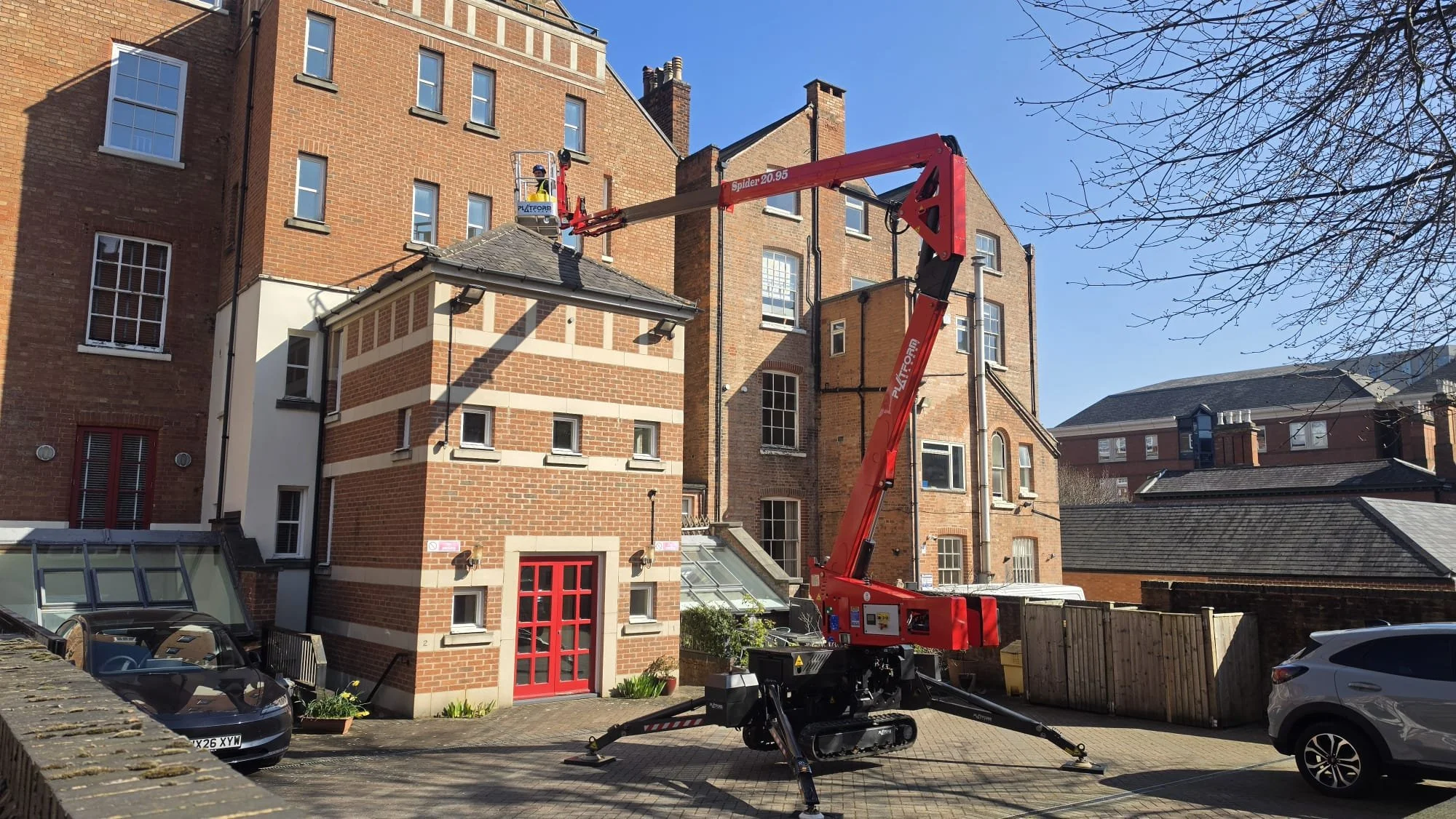 Cherry Picker, Spider Platform, roof repairs