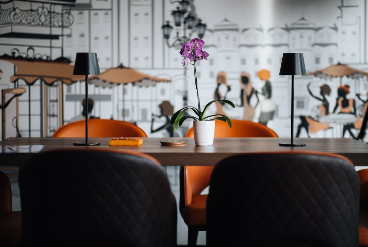 Small Group Seating & Work Sessions