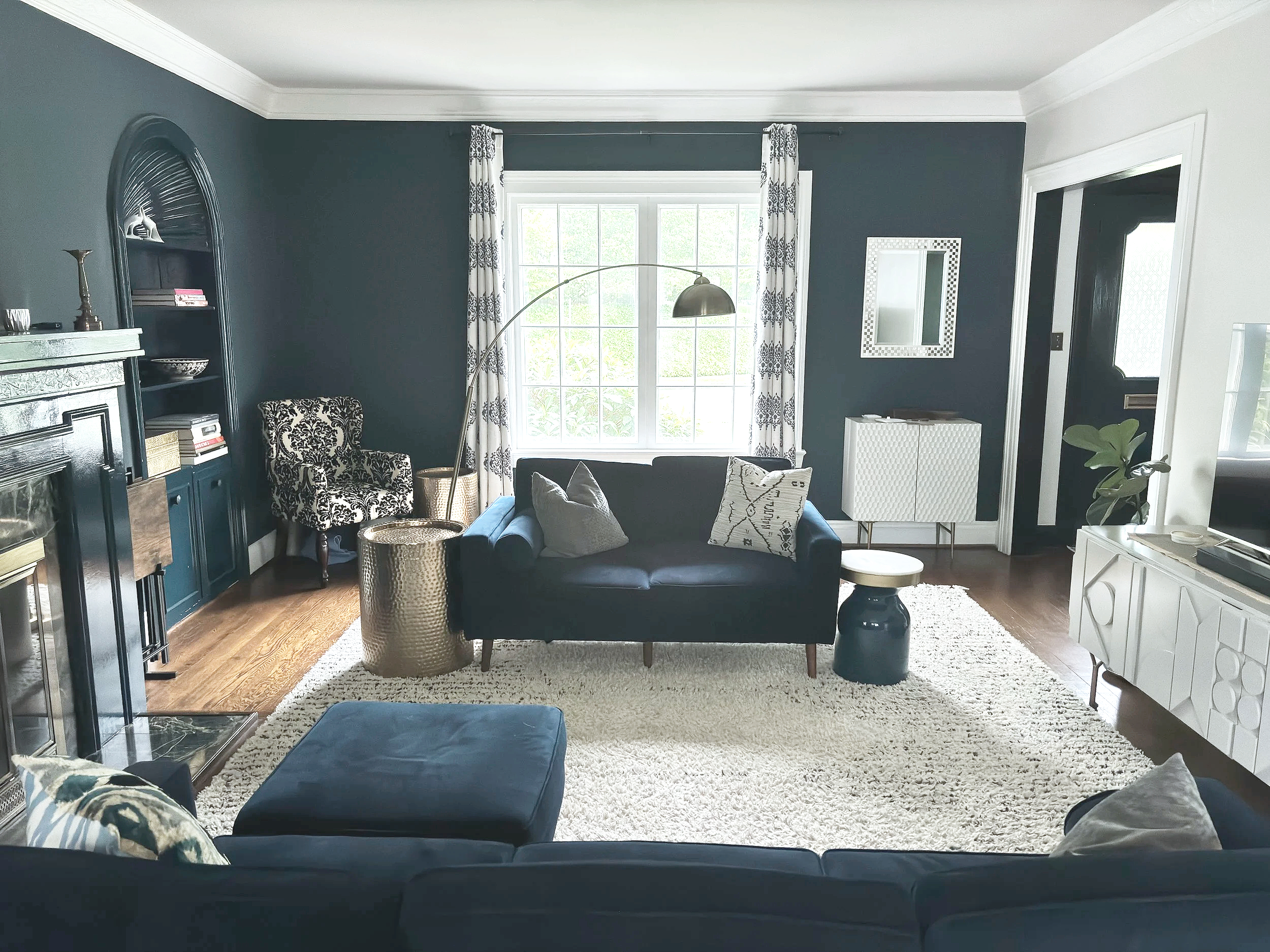 308+N+Chap+LivRoom1+%281%29.png