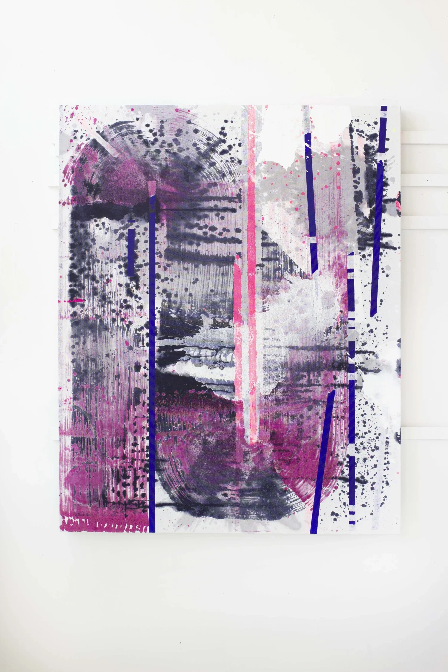 Magenta+Moon+Pies_Lifestyle_web.webp