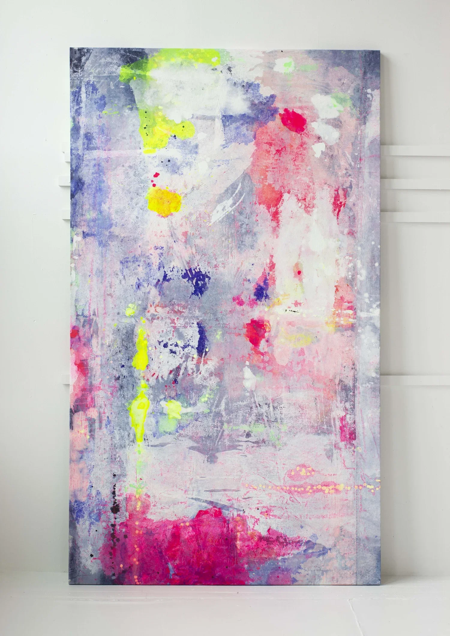 Cotton+Candy_Lifestyle_Web.webp