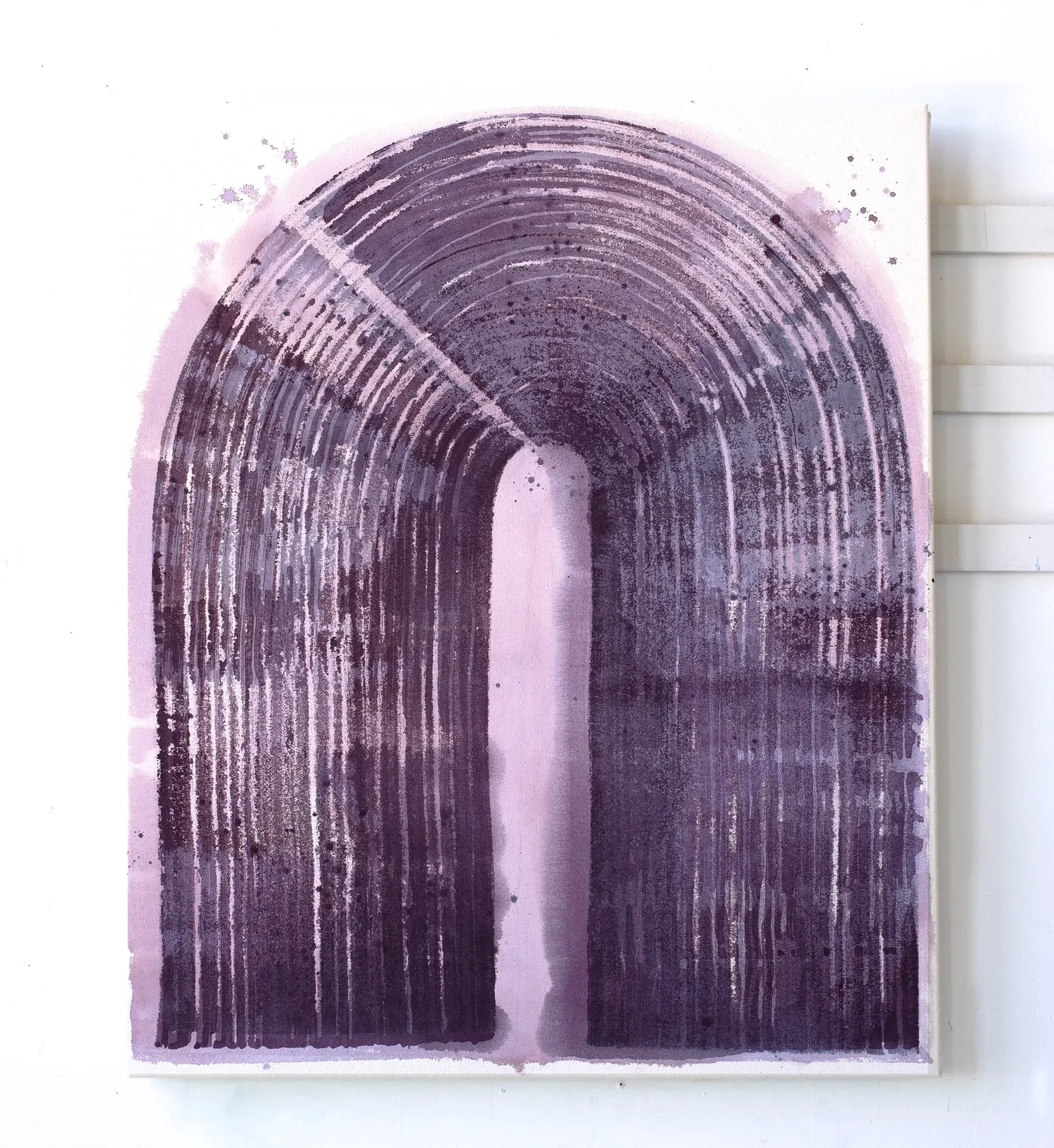 Arc_in_Plum_Lifestyle.webp