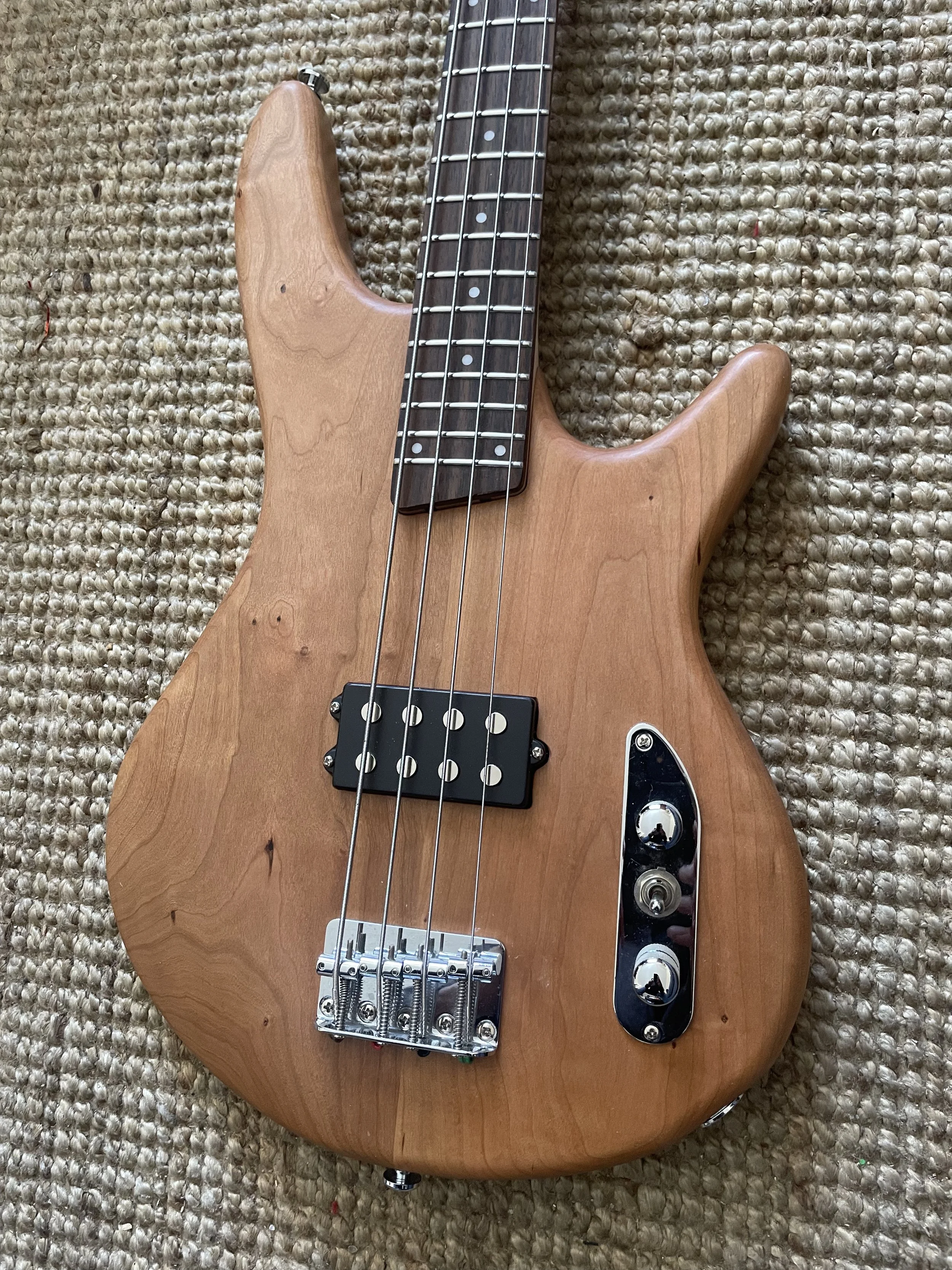 New cherry body for bass 