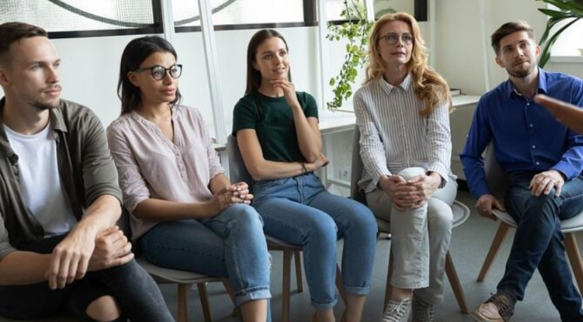  How to Lead More Productive Sales Meetings