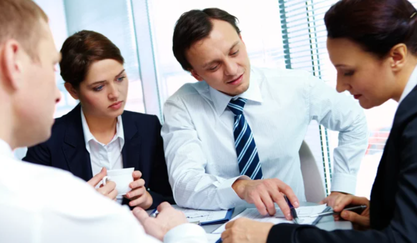  Teach Don't Sell: How Educating Your Customers Is Better Than Pitching