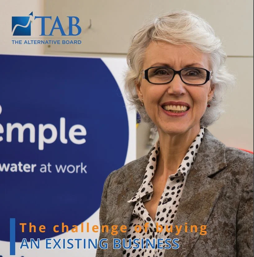 Robyn Lonsdale_8.5x11 (Small).JPG