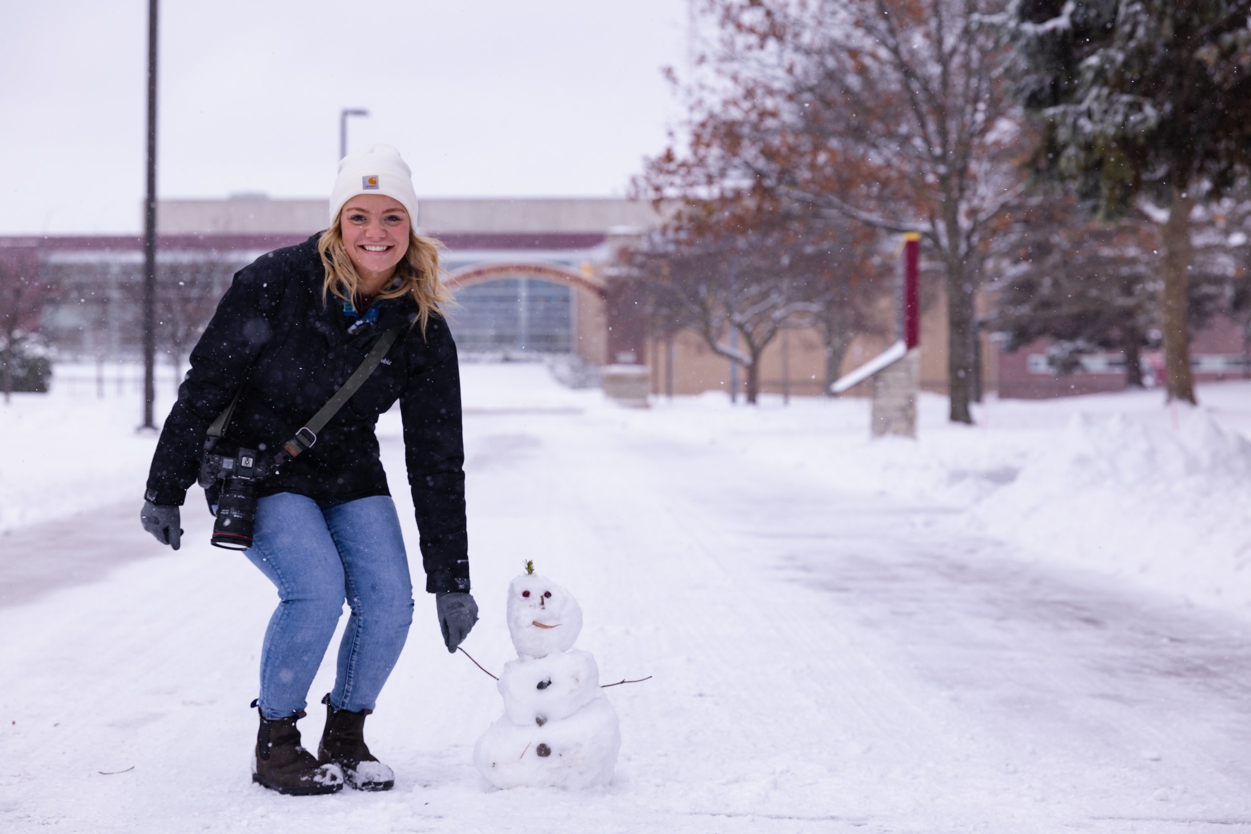 24-12-20 Snow Man on CAVE Winter Scenics-21.jpg