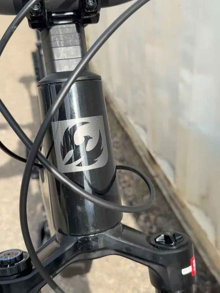 Get Ampd to buy this awesome Pivot Shuttle Ampd Pro XO!