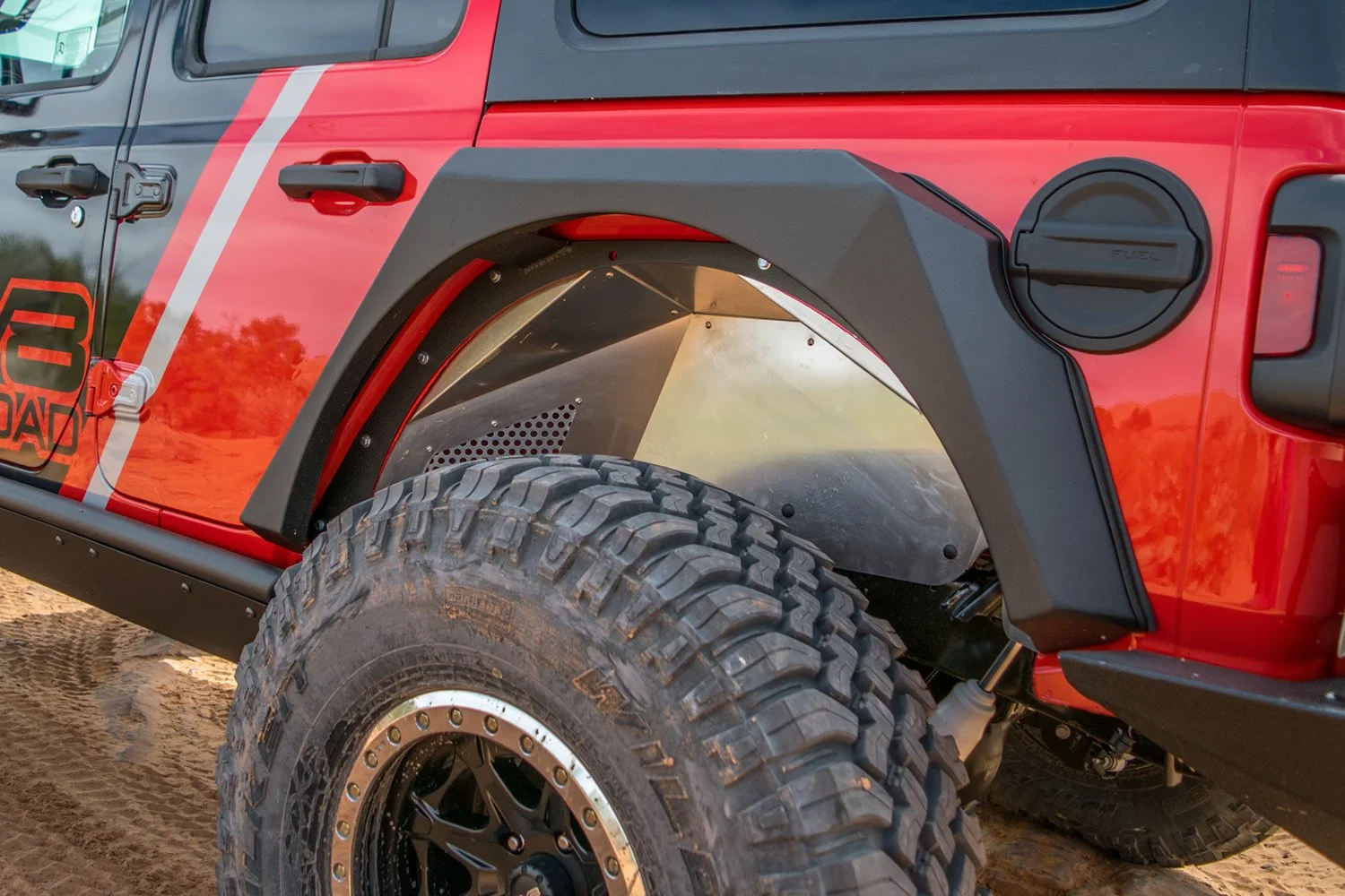 DV8 Offroad — Jeep JL Rear Inner Fenders Raw Aluminum