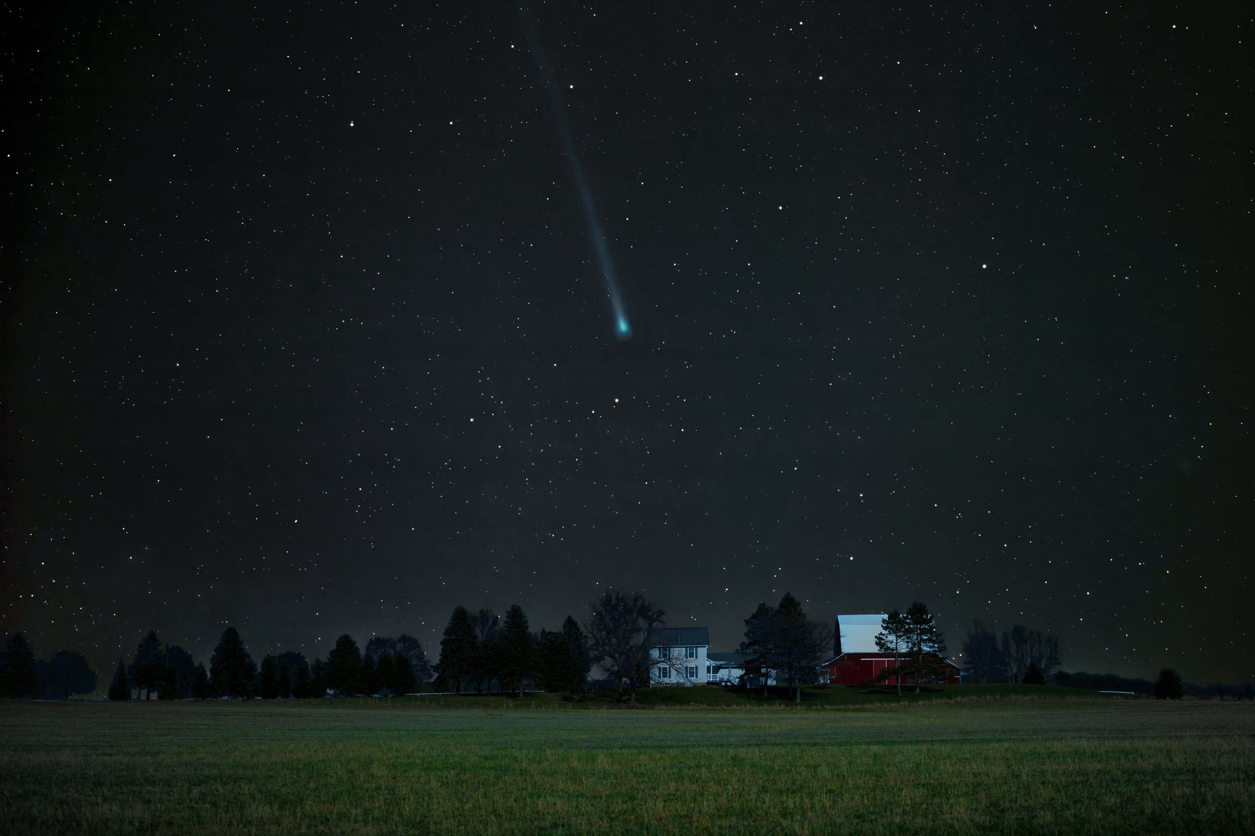 C/2025 R3 PANSTARRS over a quiet Shiawassee County farm in April 2026.
