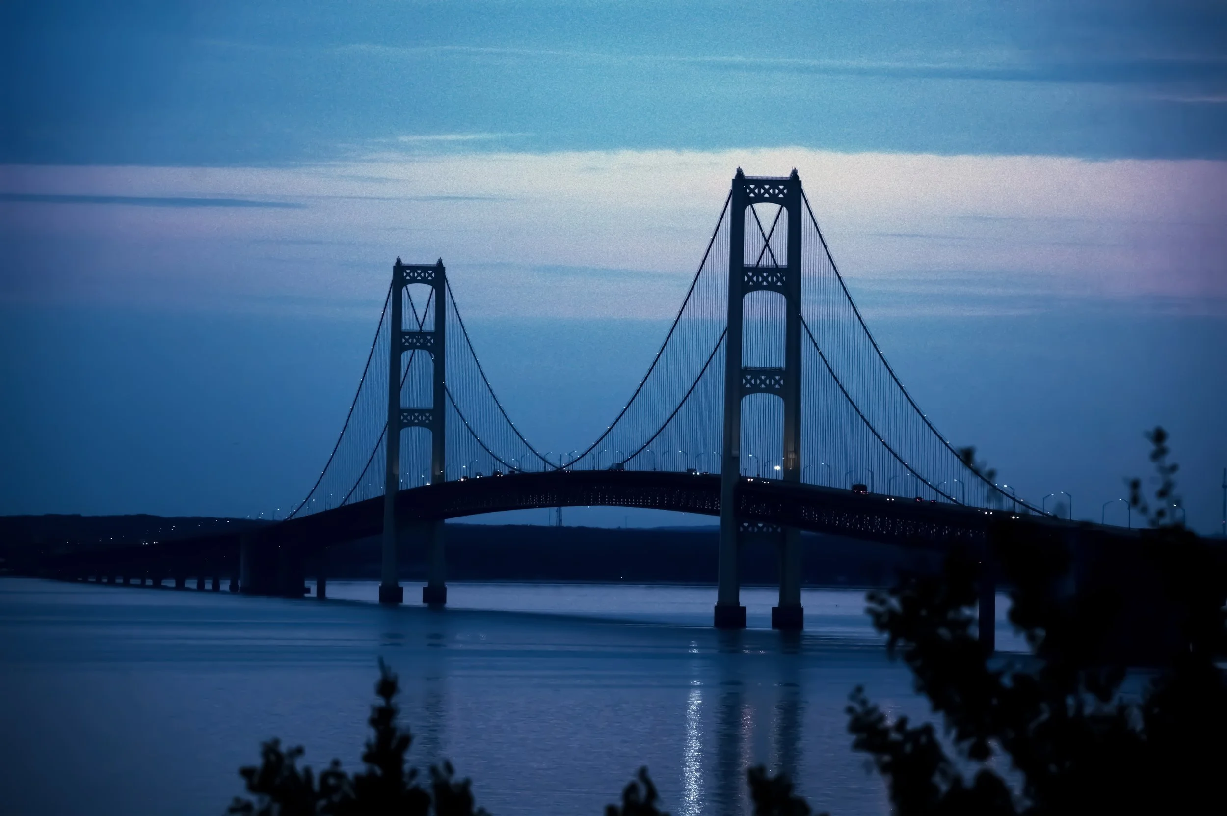 A delicate sunset behind the Mackinac Bridge in Sept. 2025.