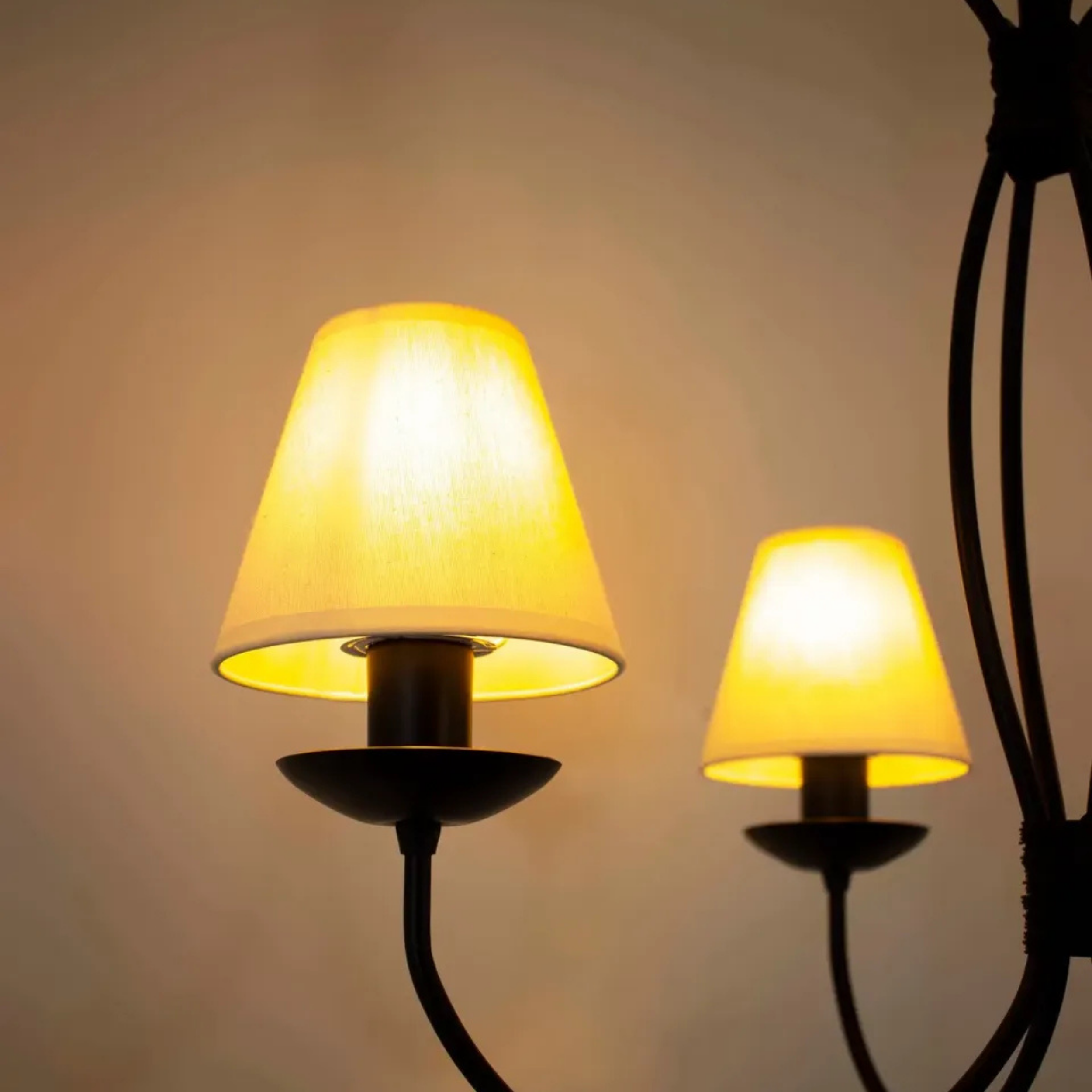 Lustre Pendente 4 Puntas (3).png