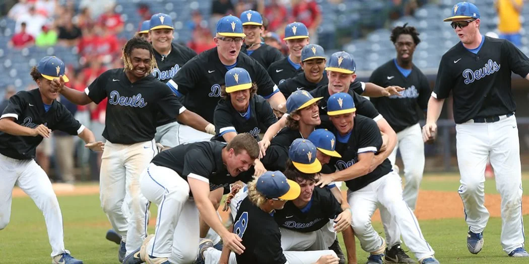 Baseball team in black jerseys with