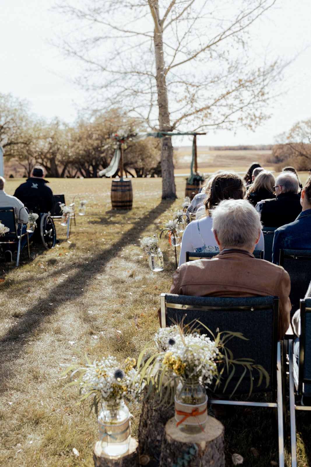 Gorgeous autumn wedding in Central Alberta, near Linden, at the best hidden wedding venue near Drumheller Alberta Open Country Farm Event Centre 