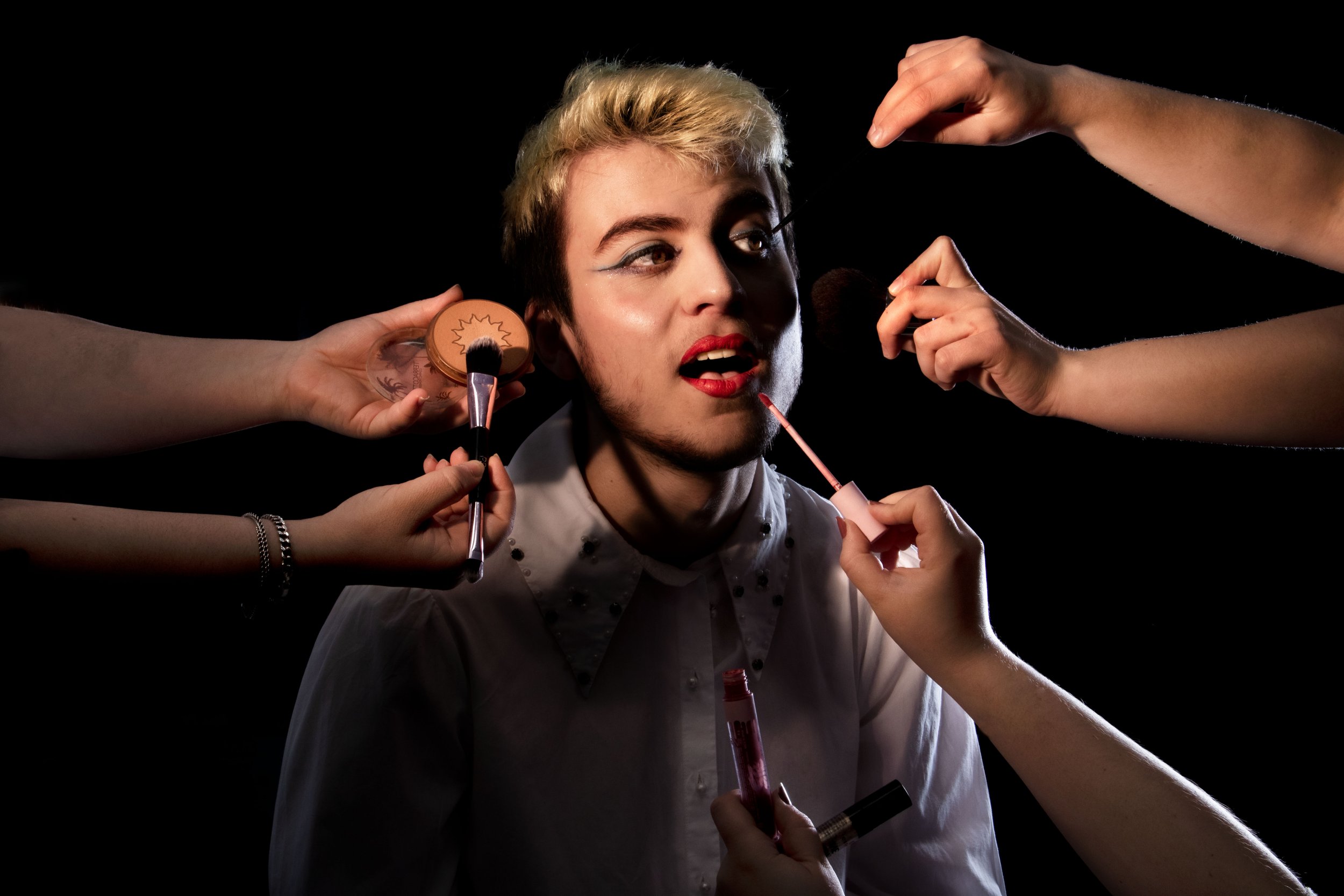 Chico maquillado.jpg