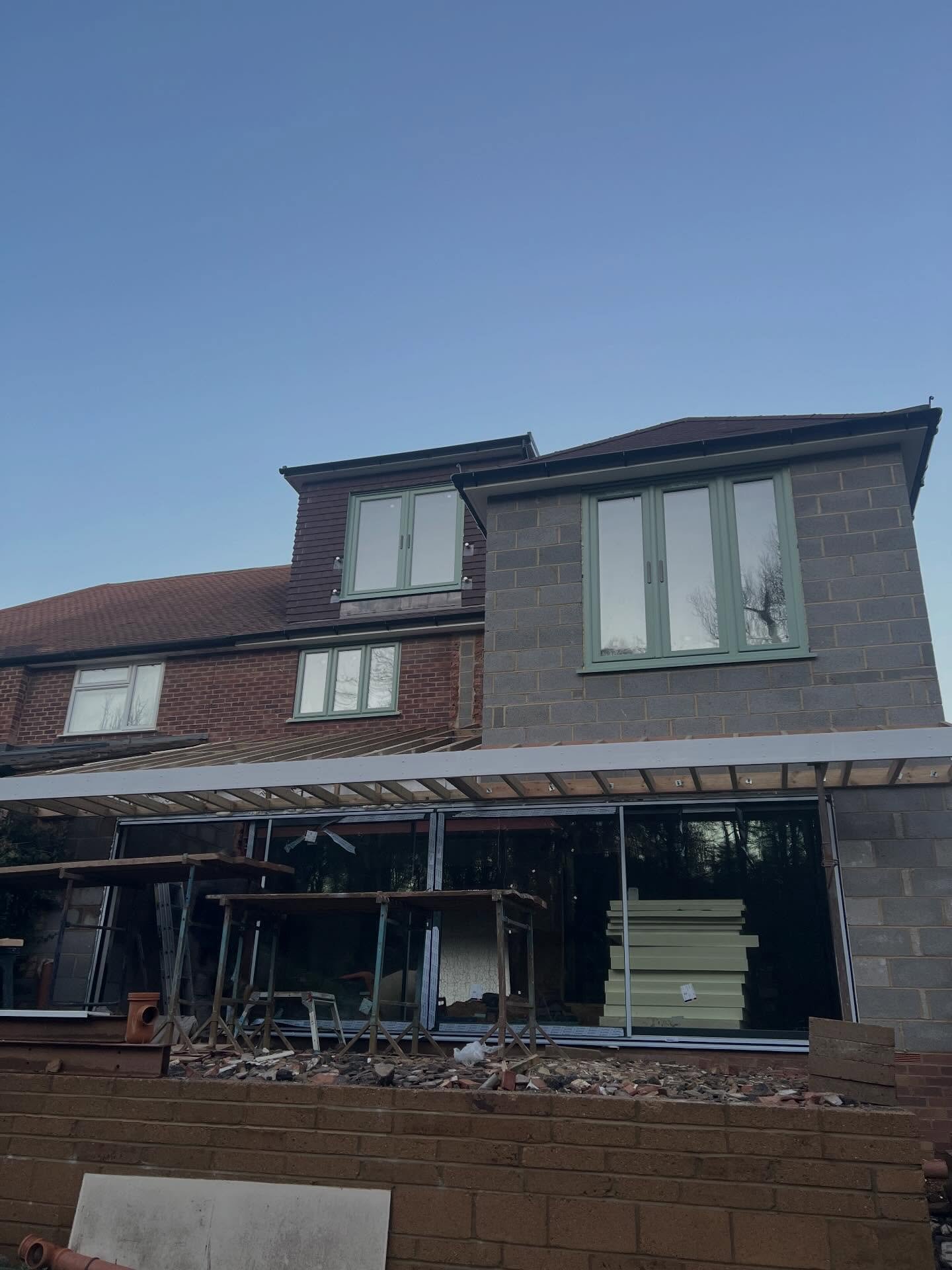 Little update on the chorleywood job!

The roof structure over the back doors was formed. Half of this was just made up of the rafters sailing through, but the other half we had to construct. 

Once done and all cut to length, we fitted the fascia wh