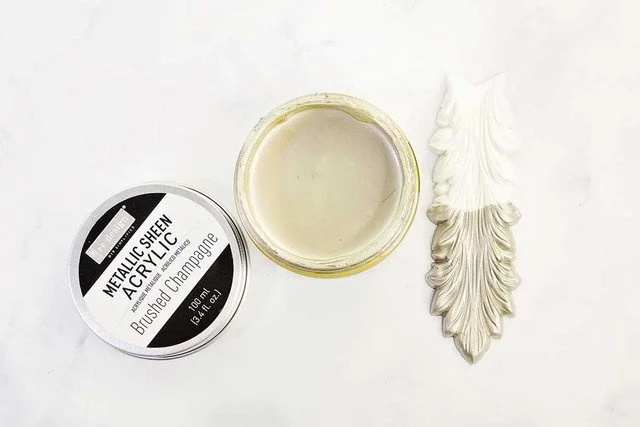 redesign-acrylic-paint-metallic-sheen-brushed-champagne-1-jar-100-ml-3-4-fl-oz-2.jpg