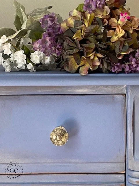dixie-belle-paint-blueberry-chalk-mineral-paint__99337.jpg
