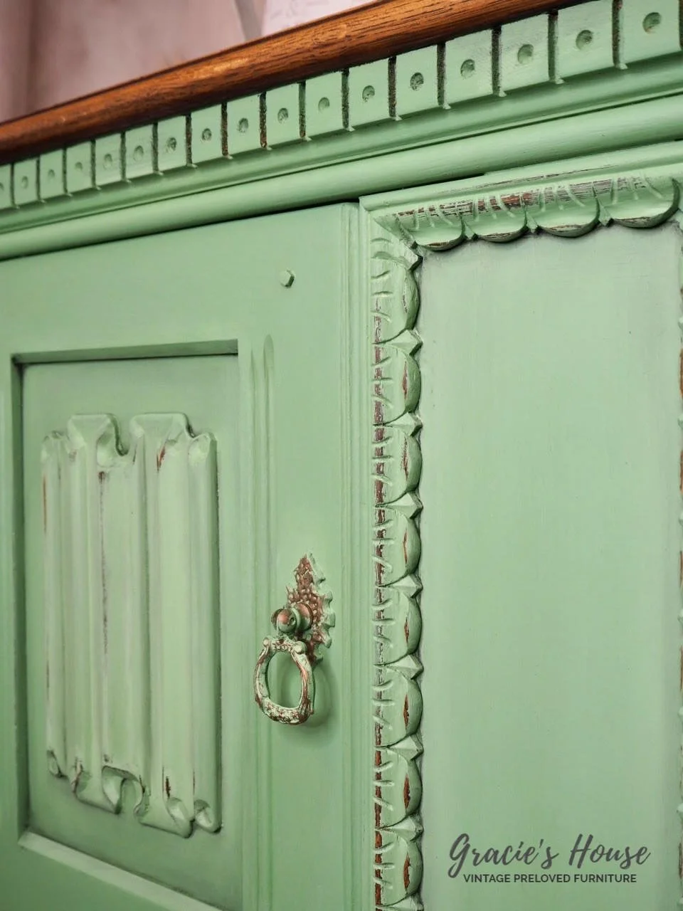 dixie-belle-paint-farmhouse-green-chalk-mineral-paint__75702.jpg