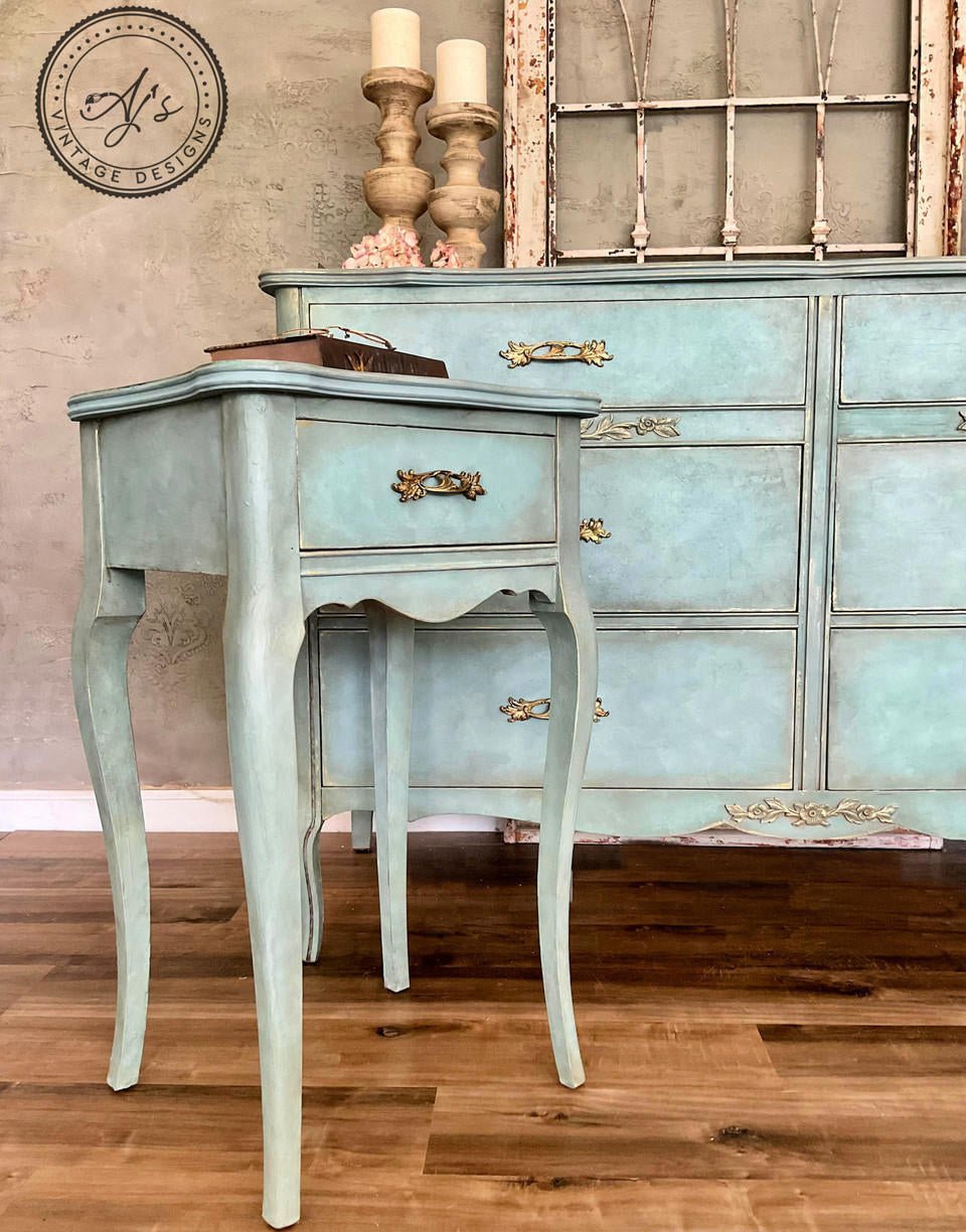 dixie-belle-paint-pearlescent-glaze__77740.jpg