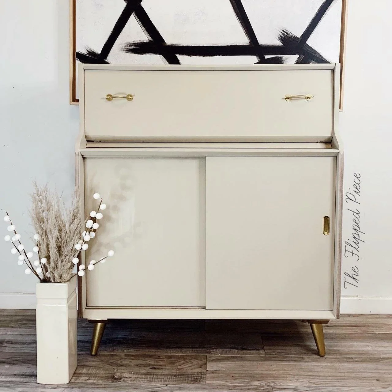 dixie-belle-paint-sand-bar-chalk-mineral-paint__73884.jpg