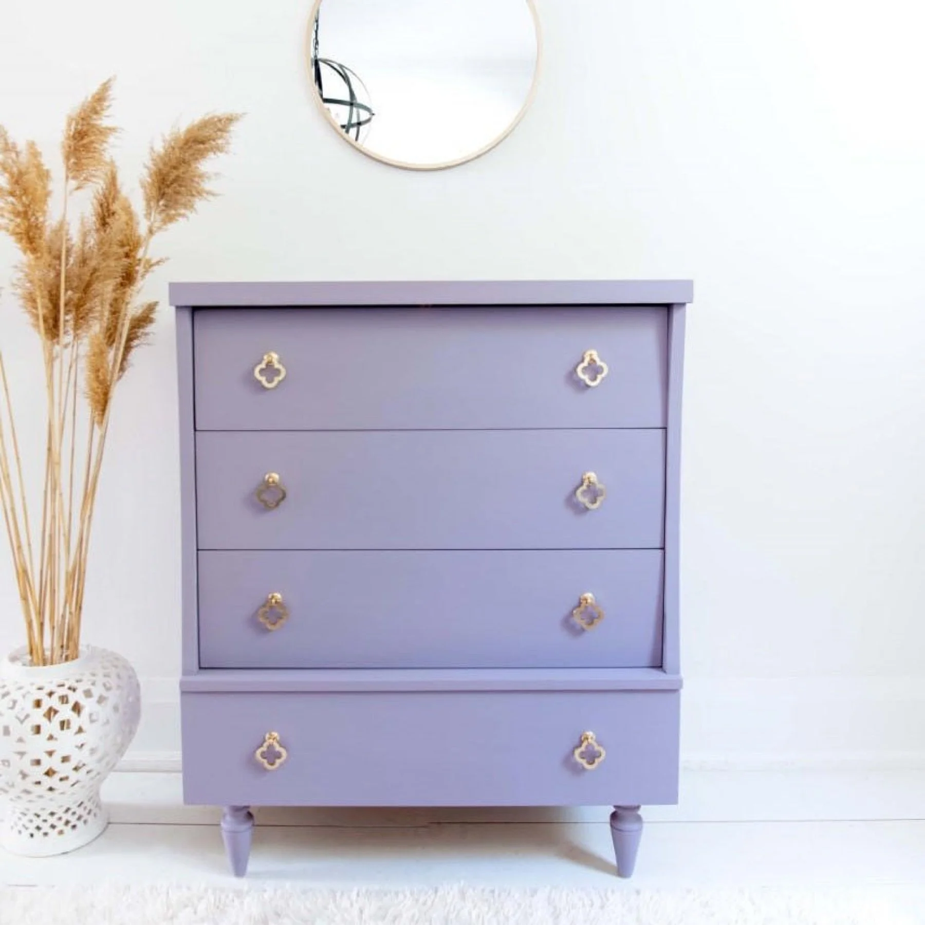 lucky-lavender-chalk-mineral-paint-4.jpg