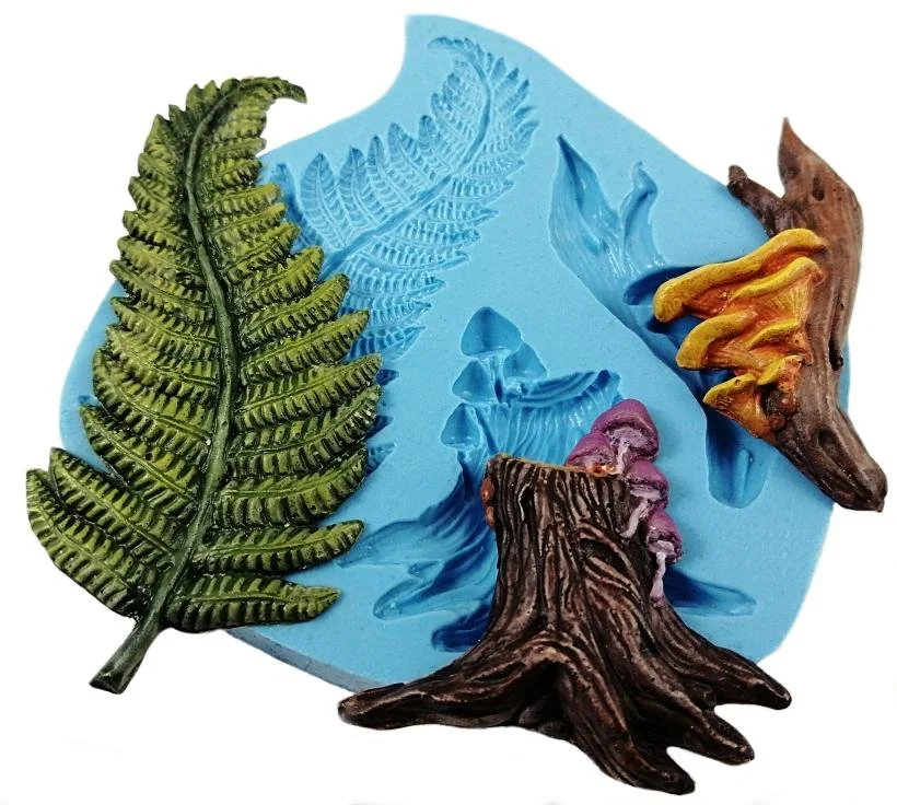 PRE-ORDER Fern leaf with tree stumps