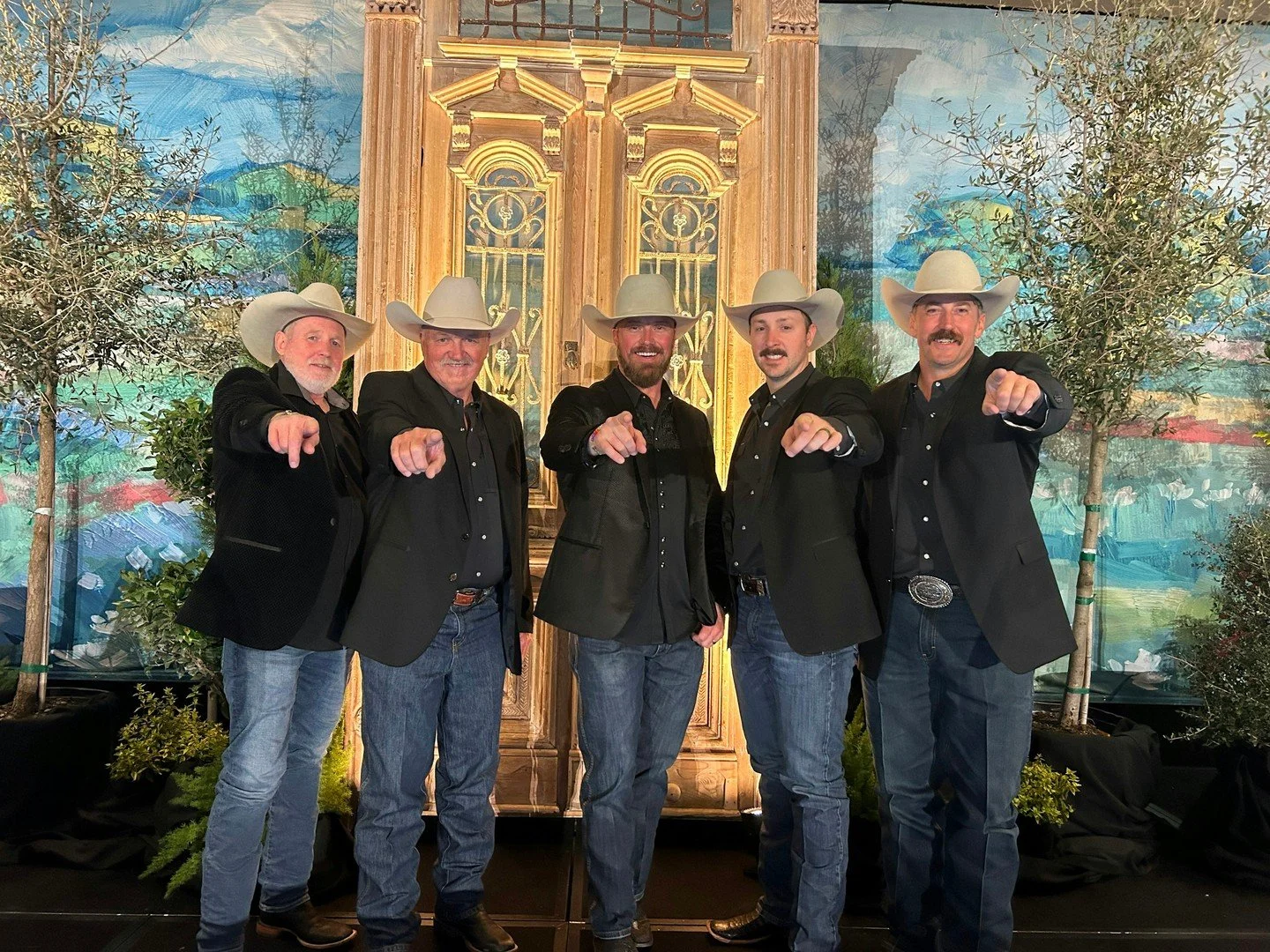 Made for BiG Moments!

The @big_georgetown Art Auction at the Sheraton Georgetown was a special night celebrating talent, purpose, and community. The incredible BiG Citizens filled the space with creativity and heart, and every one-of-a-kind piece of