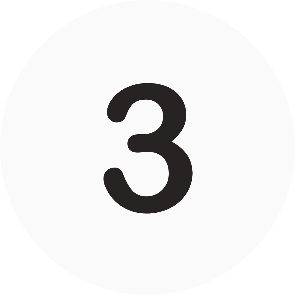 White circular sign with the number 3 in black.