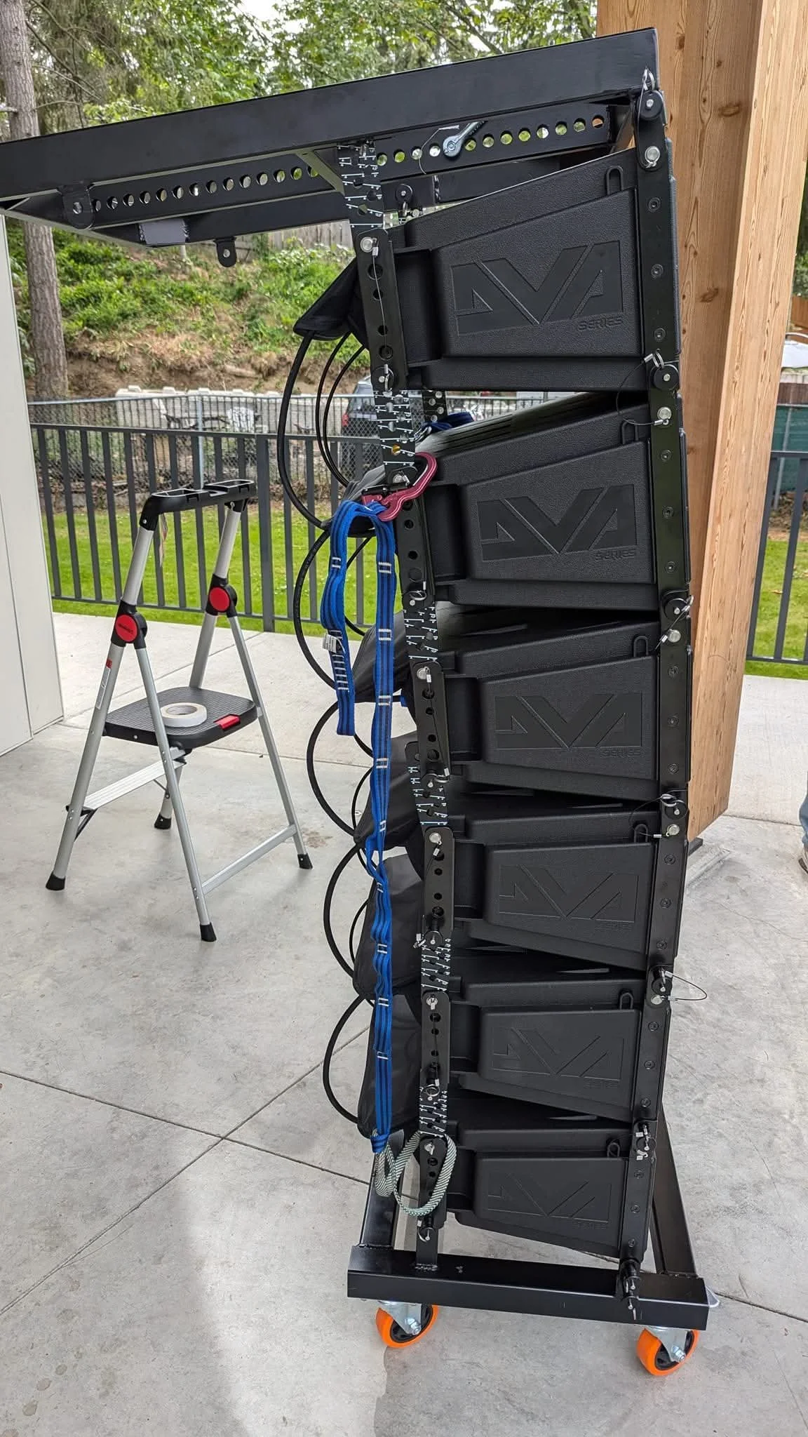 A semi-permanent installation for the Parksville Beach Outdoor Theatre. 

This custom system was built to be mobile for easy setup and tear down around outdoor events.