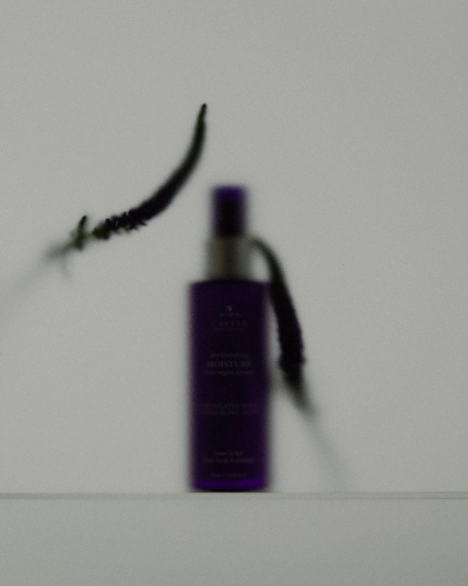 ALTERNA - MOISTURE SERUM + STYLING DRY SHAMPOO + ETC2292.jpg