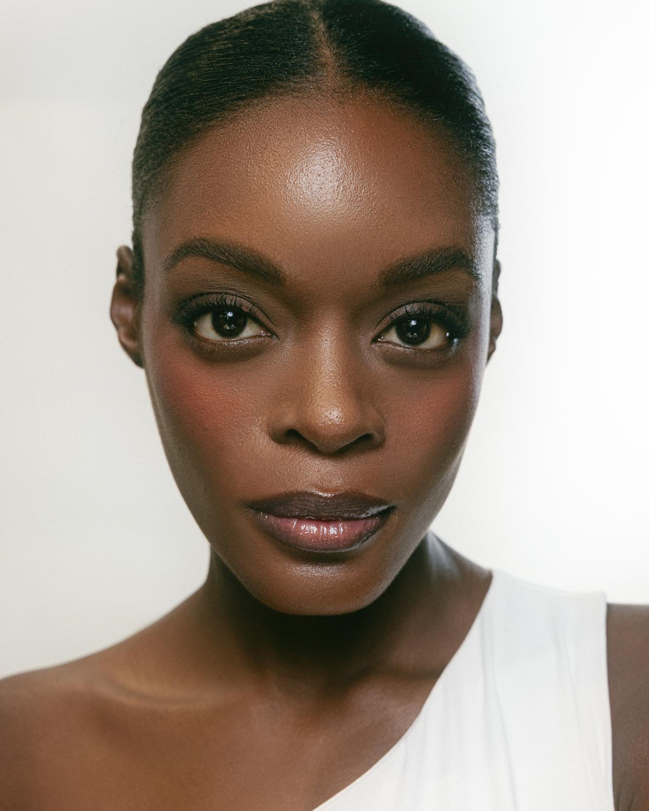 KARUNA-3 NEW LIP OILS0233 1.jpg