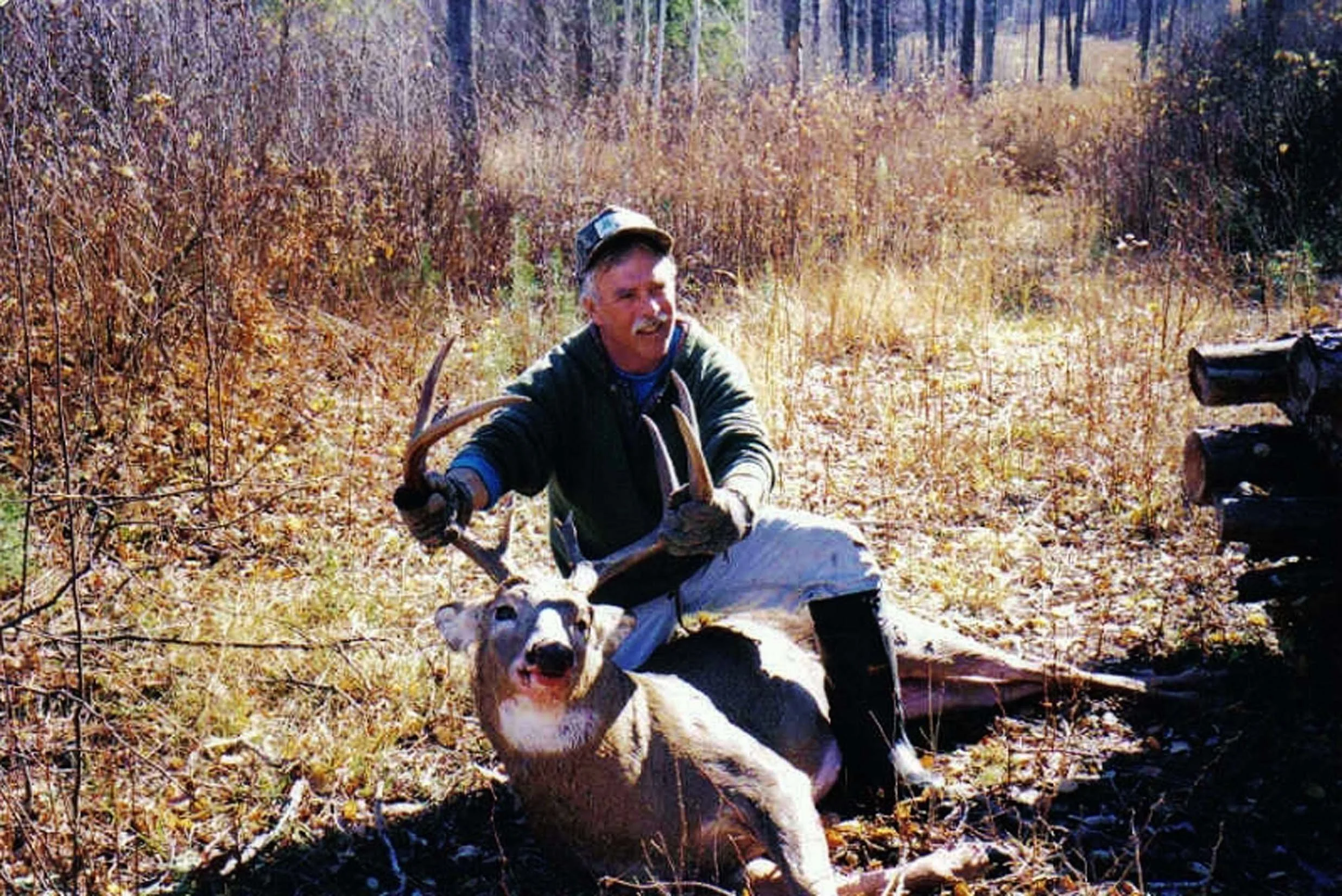 CHARLIE-BUCK.jpg