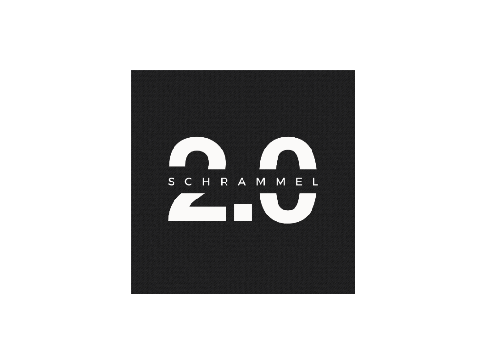 Schriftzug mit '2.0' in großen weißen Zahlen auf schwarzem Hintergrund, darunter das Wort 'Schrammel' in kleinerer Schrift.