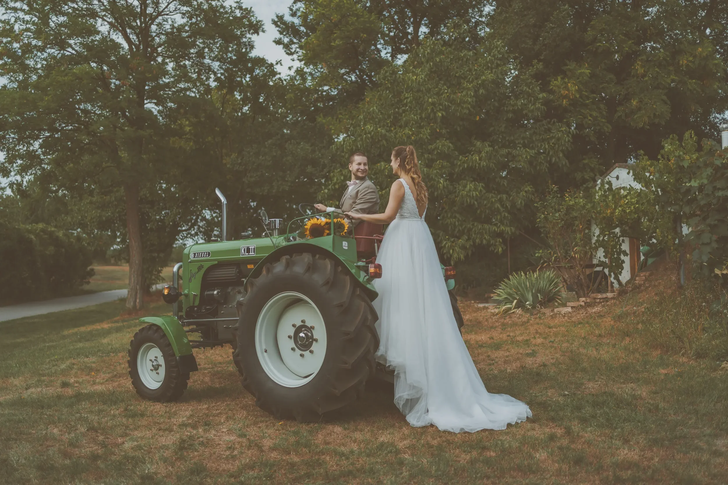 akreativestoryDenise&Christian_Sommerhochzeit5.webp