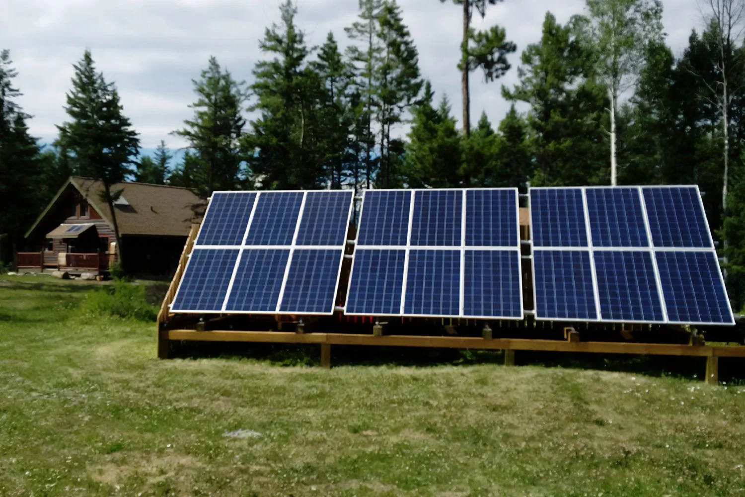 Large Cottage Solar Kit Install in Radium, BC