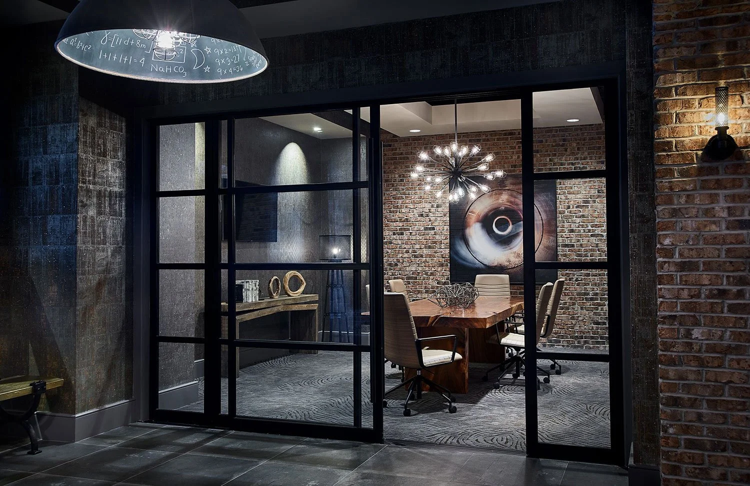 Modern lakeside multifamily design for Vista Wilde Lake. Studio Schelfe created a harmonious blend of nature-inspired aesthetics and contemporary luxury for this premier residential community.