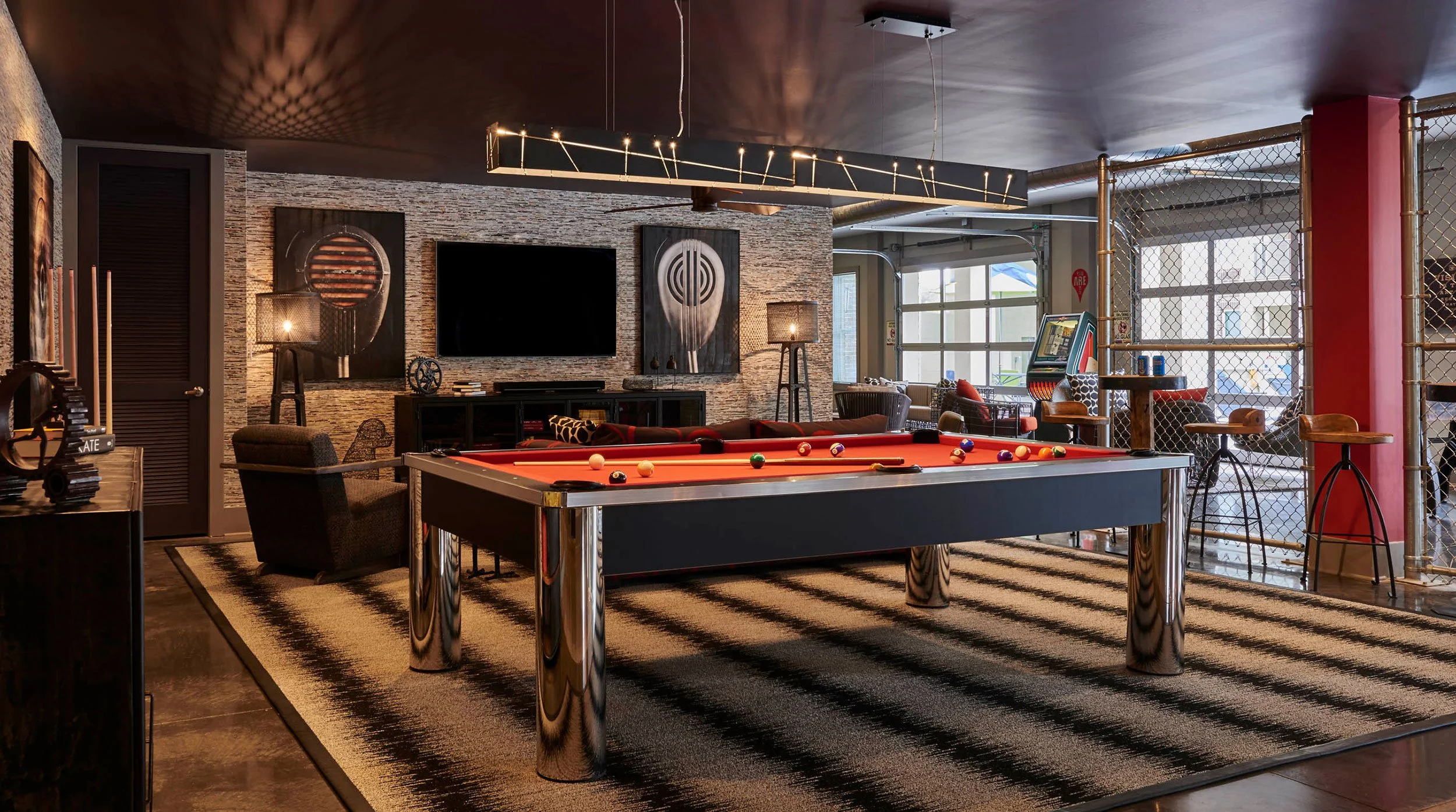 Industrial-chic multifamily interiors for The Yards at NoDa in Charlotte. Our design captures the artistic energy of the NoDa neighborhood through strategic FFE and adaptive-style finishes.