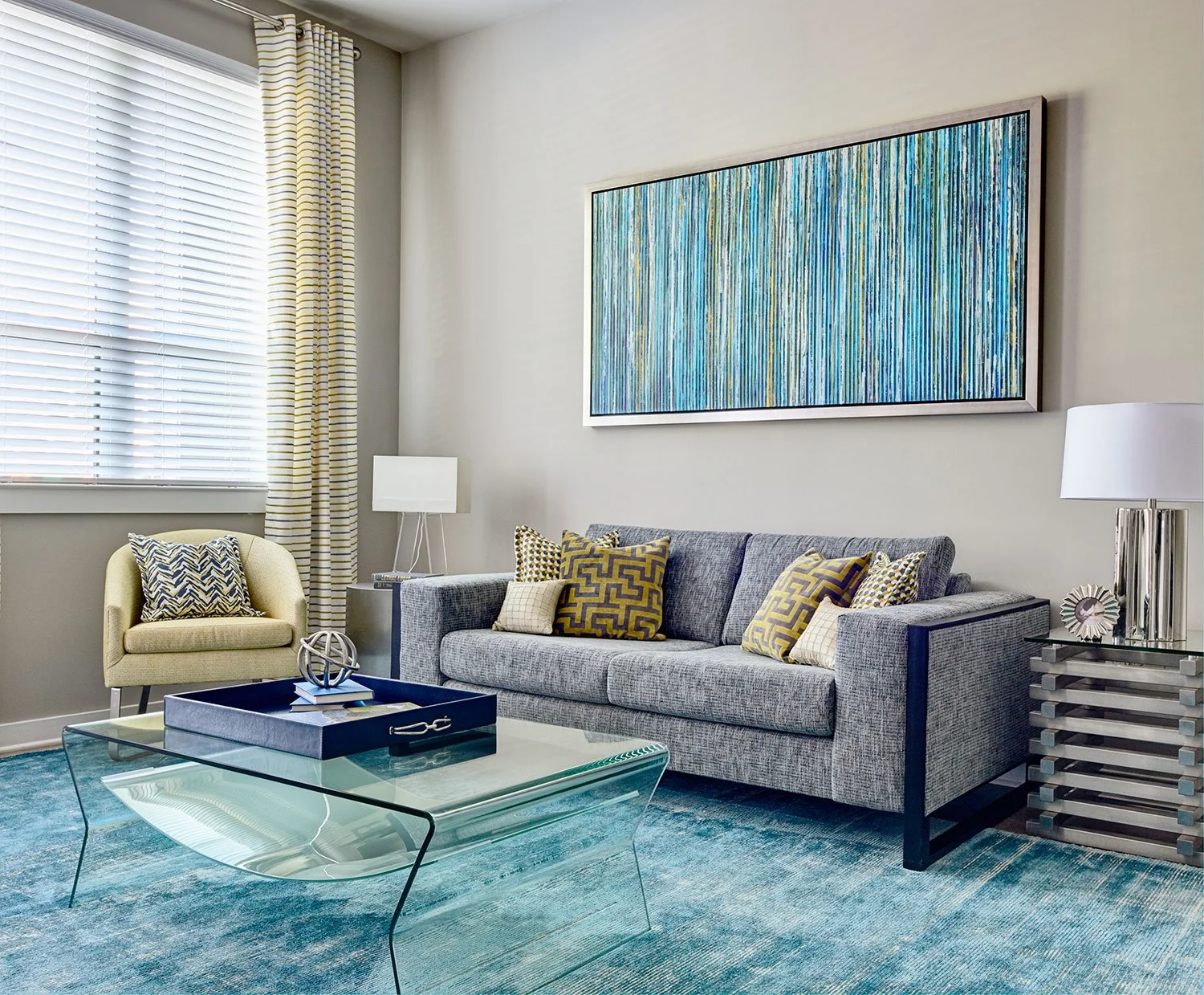  Studio Schelfe provided comprehensive interior consulting for 810 Ninth, a 229-unit mid-rise development in Durham, North Carolina. 