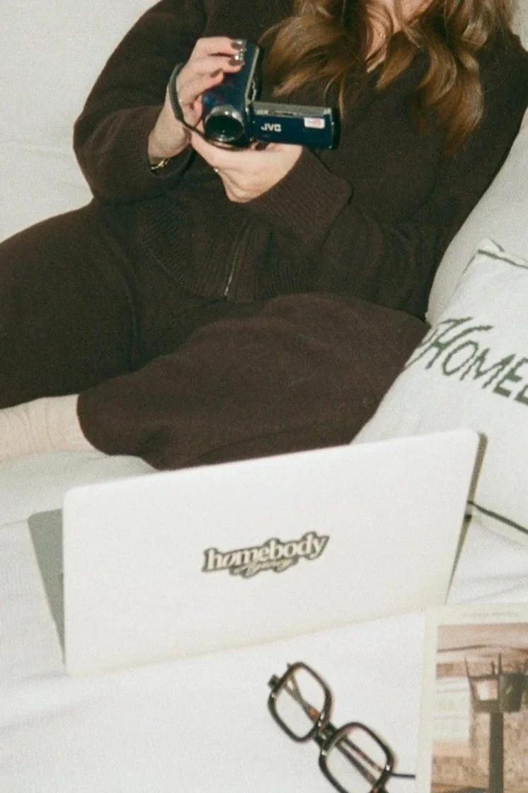 Image left