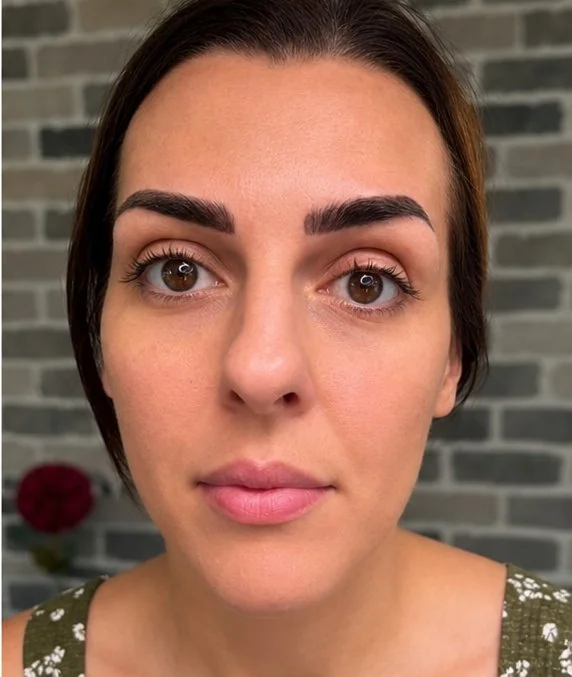 Deanne Perkins Eyebrow Microblading Specialist.