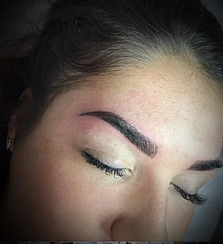 Deanne Perkins Eyebrow Microblading Specialist